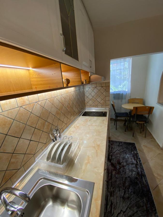 Lucas Apartment 2 Тирана Экстерьер фото